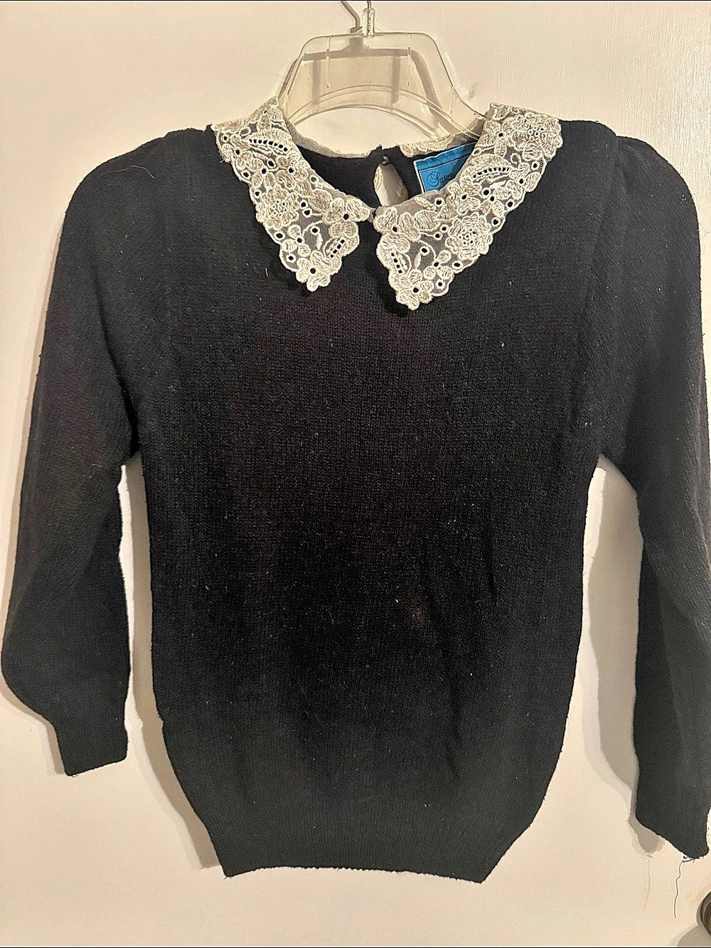 Susanne Kent Black Lace Collar Long Sleeve Sweater